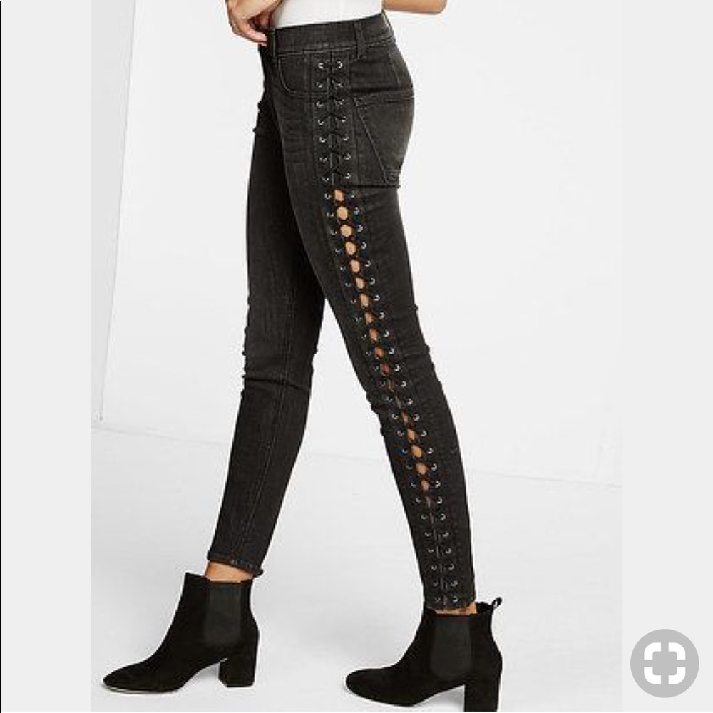 High waisted jeans